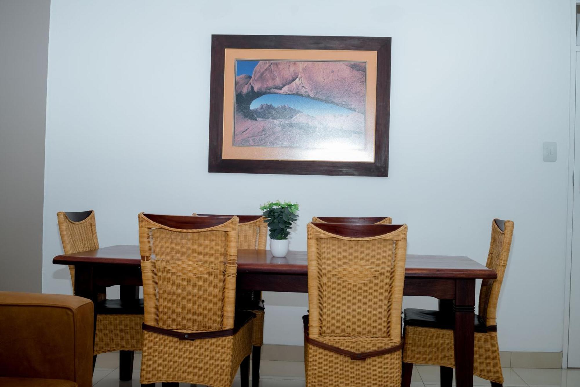 Urban Oasis Apartments At Hidas Windhoek Dış mekan fotoğraf